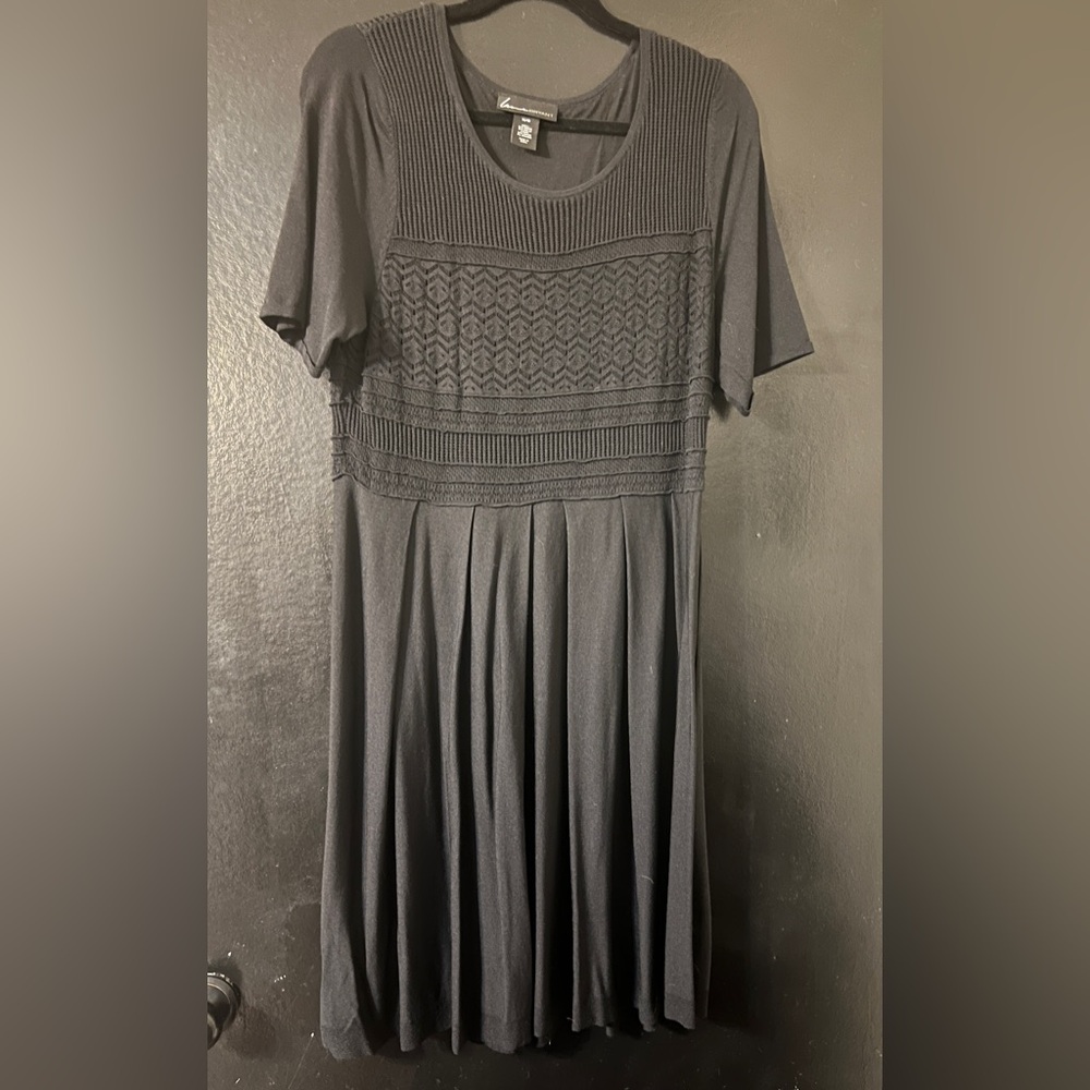 Lane Bryant Solid Black Stretch Textured Shortsleeved Knee Length Dress
